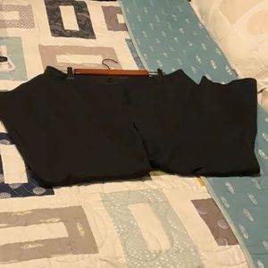 Liz Claiborne size 12 Emma classic ankle pants-Black